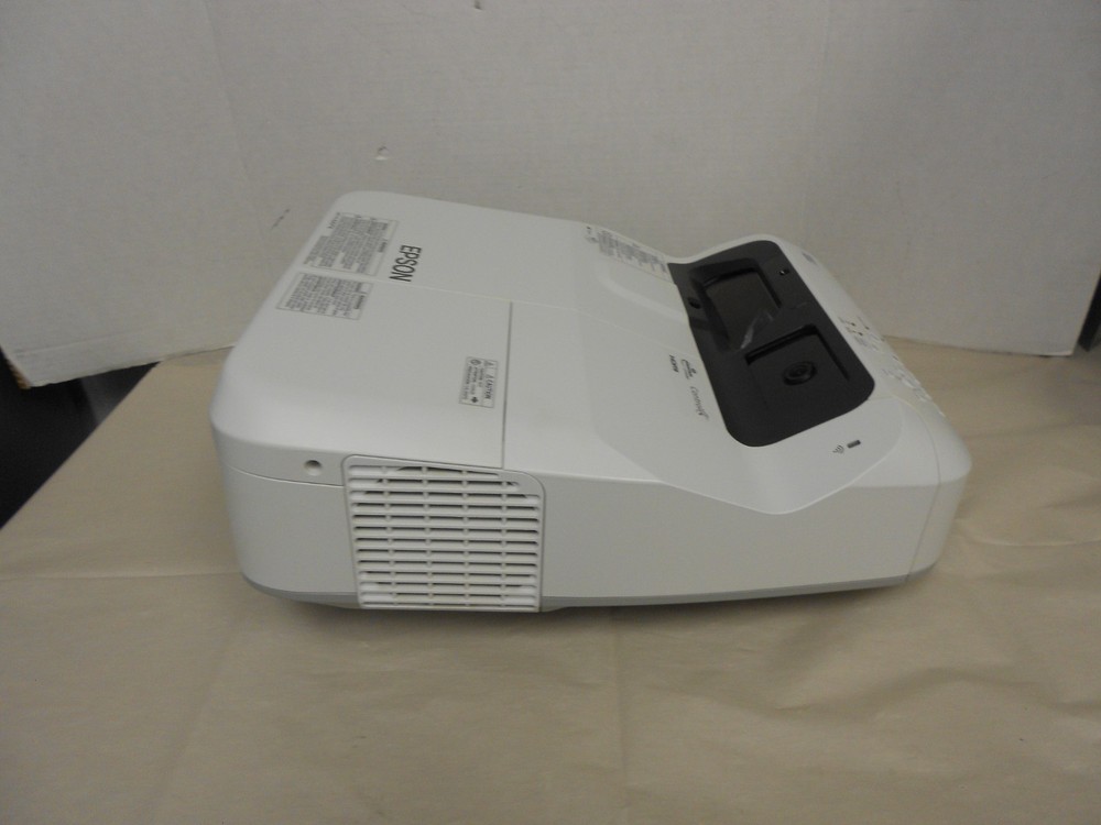 EPSON Brightlink 685WI SHORT THROW Projector4-5K HOURS BUNDLE