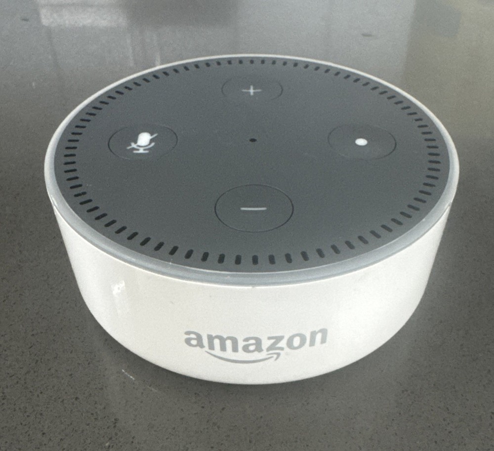 Amazon Echo Dot White 2nd Gen Smart Speaker RS03QR