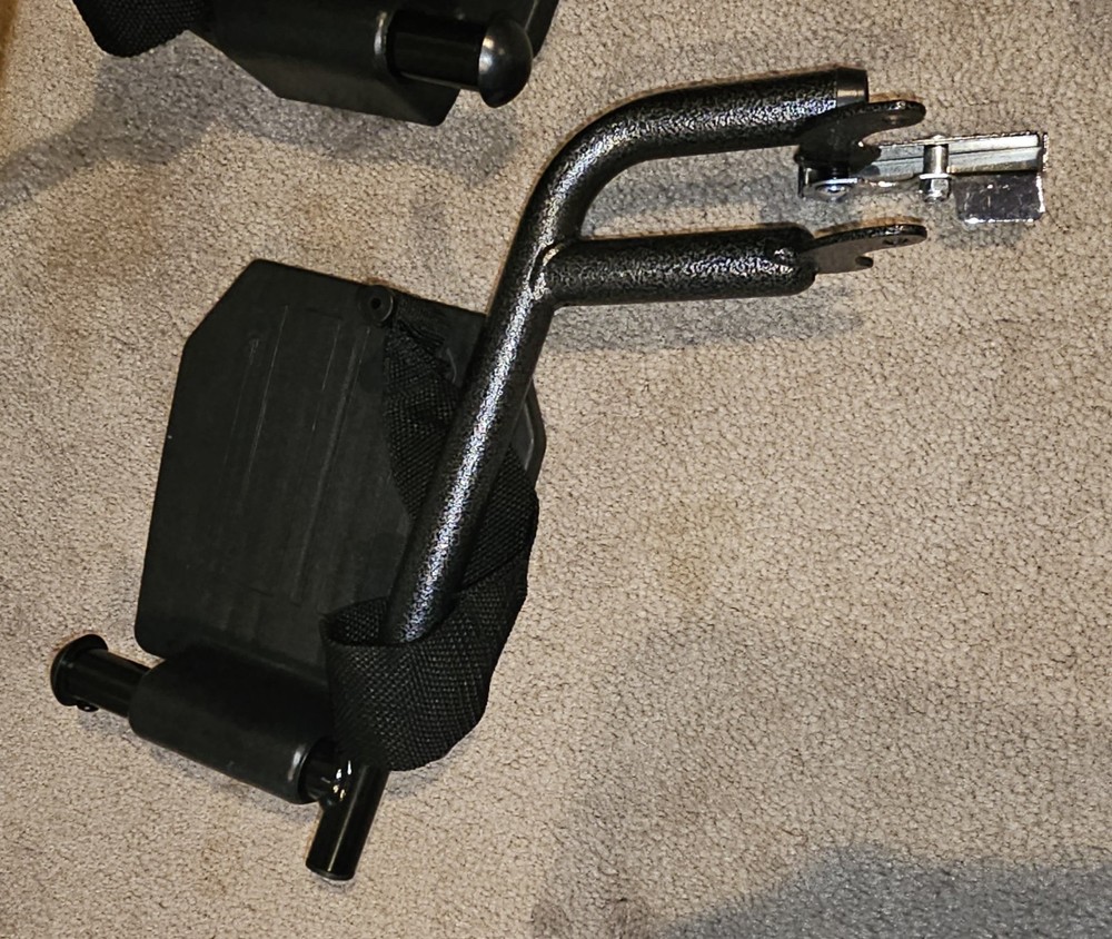 Wheelchair Replacement Foot Rests, Right/Left