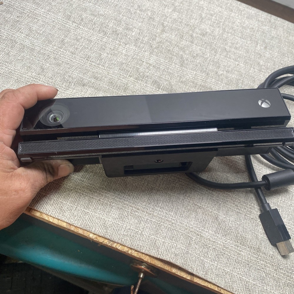 Microsoft Xbox One Kinect Camera Motion Sensor Bar Black Model 1520 OEM