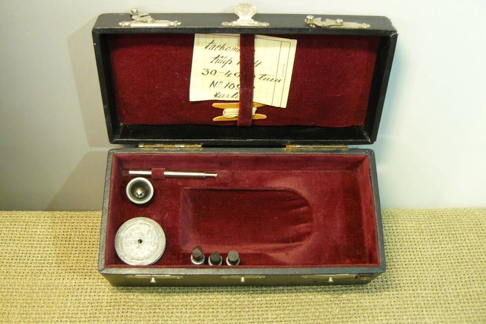 Antique Germany Hand TACHOMETER kit with Box (546)