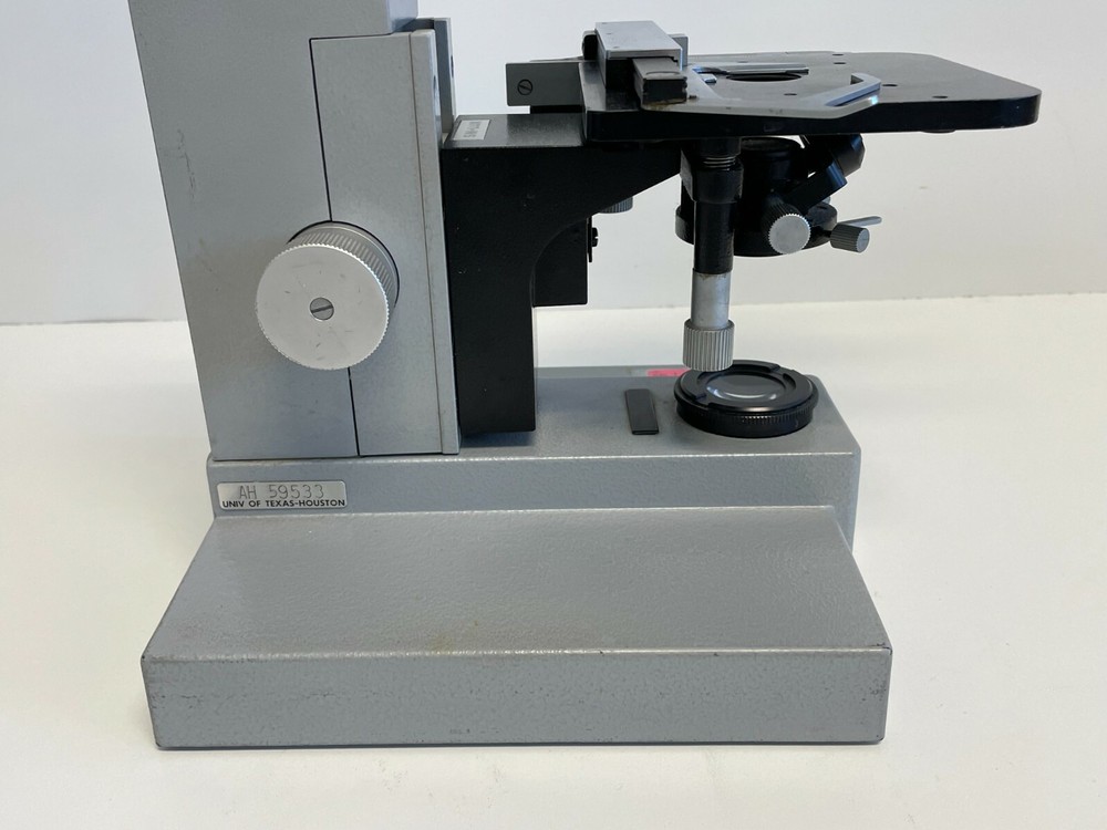 U50: Leitz Wetzlar SM-LUX Binocular Lab Microscope Objective Lenses & Eyepieces