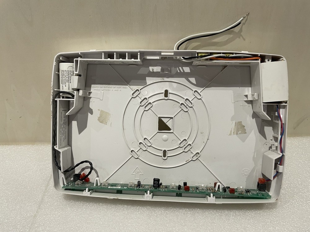 Lithonia LQM Exit Sign With Battery Backup