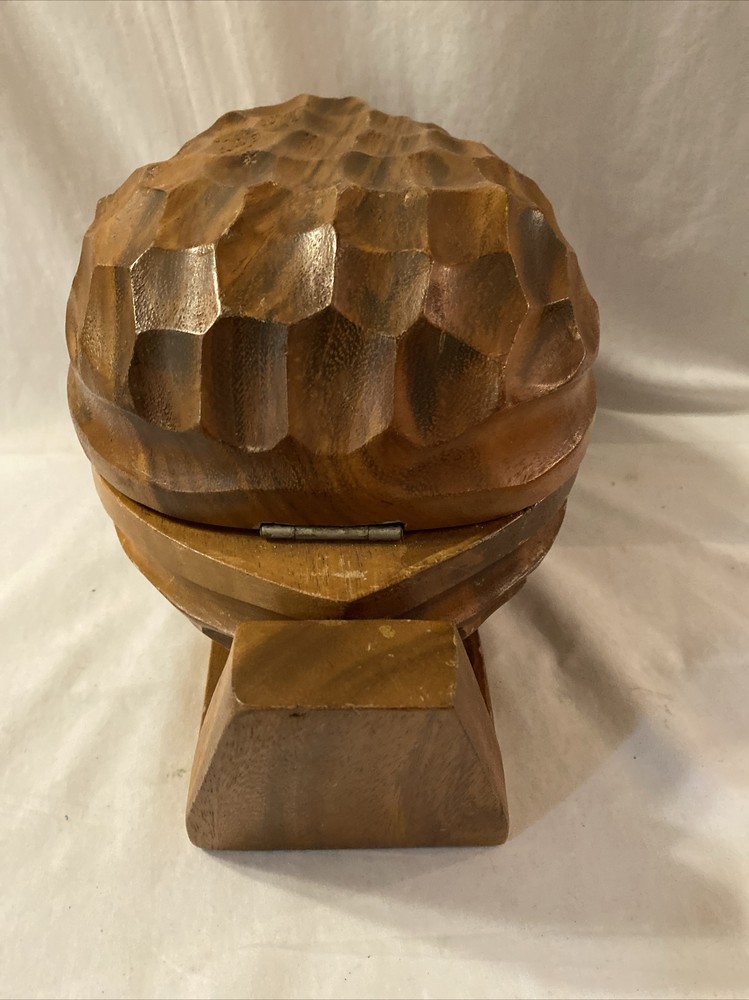 MCM Nut Cracking Caddy Walnut Shaped Bowl