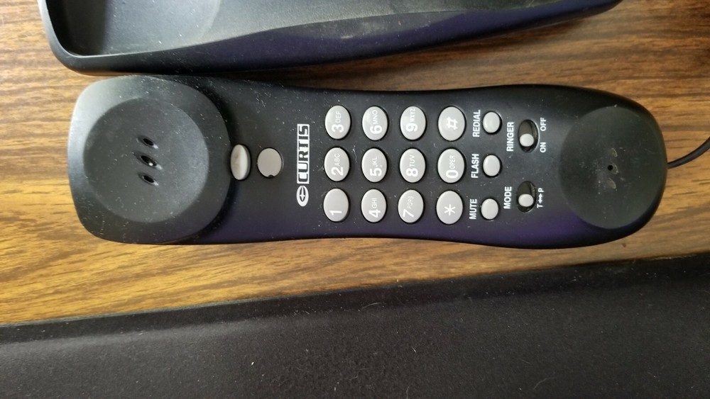 Telephone Black Slimline Low/High Receiver Flash Redial
