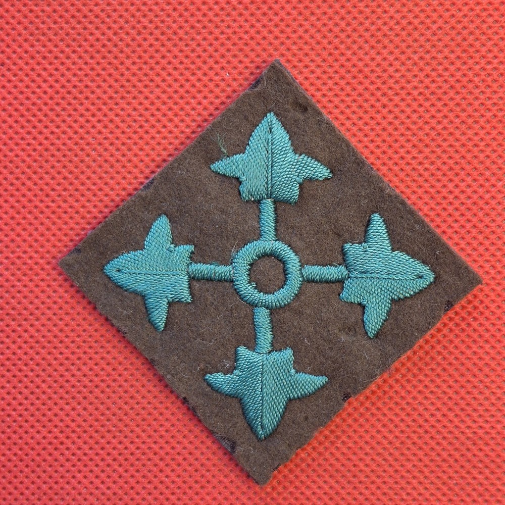 US Army Authentic WW2 Theatre made 4th Infantry Division Patch