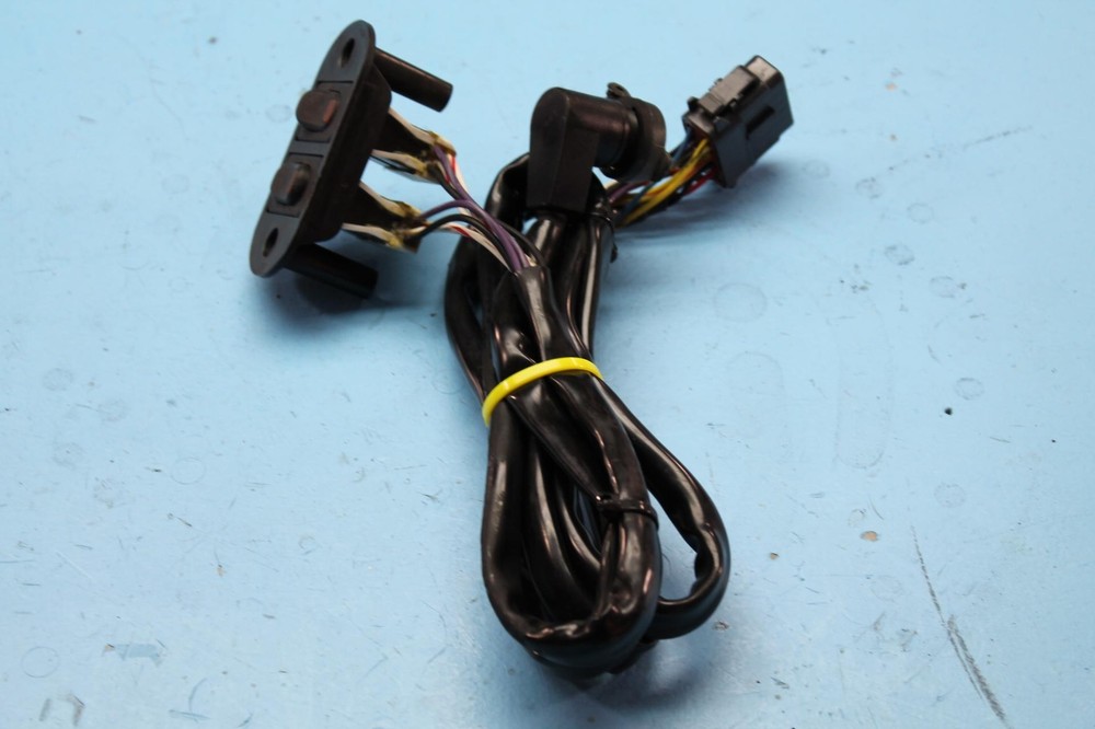 1371 01 HARLEY-DAVIDSON ELECTRA GLIDE CB SWITCH POD CONSOLE INSTRUMENT PANEL