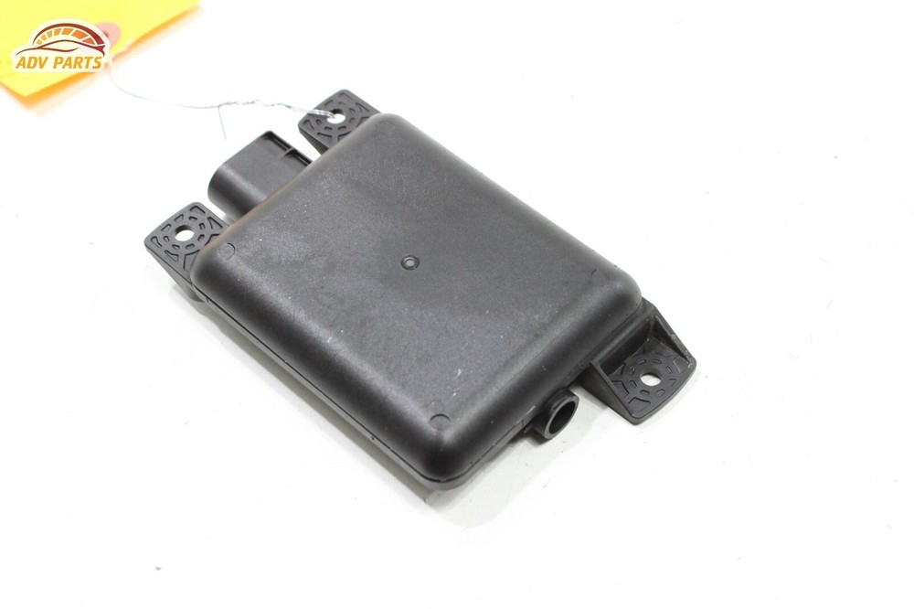 2018 - 2021 VOLKSWAGEN GOLF REAR LEFT SIDE BLIND SPOT RADAR SENSOR MODULE OEM