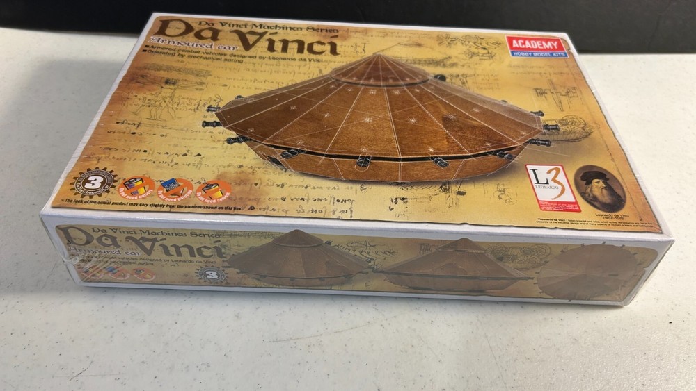 Academy Models 18136: DaVinci Armored Car - Sealed
