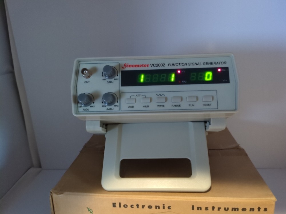 VICTOR Sinometer VC2002 Function Signal Generator 5 Digits with Manual