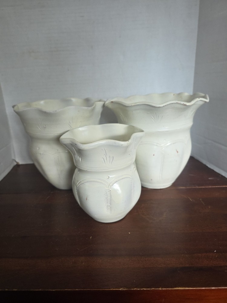 Moldova Pottery vase Set Of 3