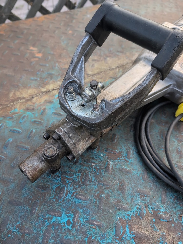 Kango 950S Electric Jackhammer, Demolition Hammer 120CV. Serviced.