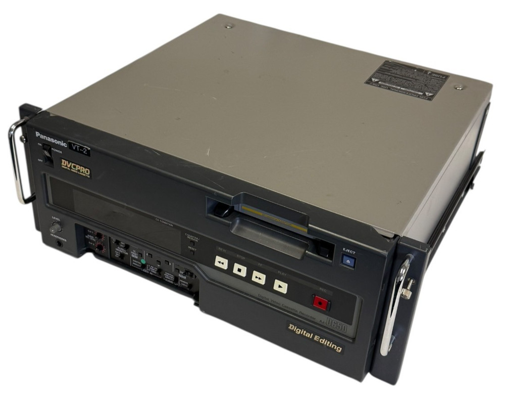 Panasonic AJ-D650 DVCPRO Digital Video Cassette Recorder VT-2 Editing Deck