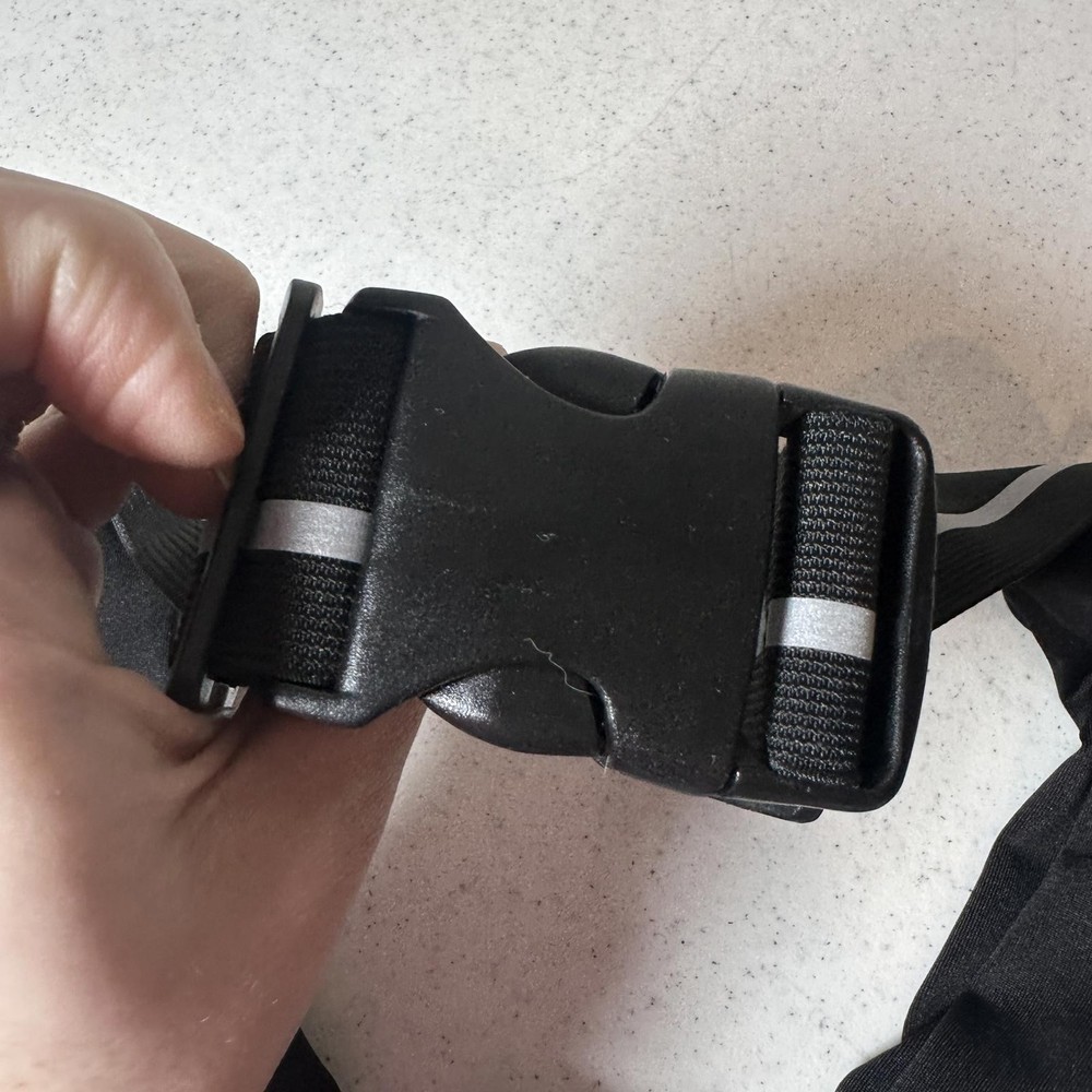 GO BELT Black Adjustable Running Belt with Zipper Pockets