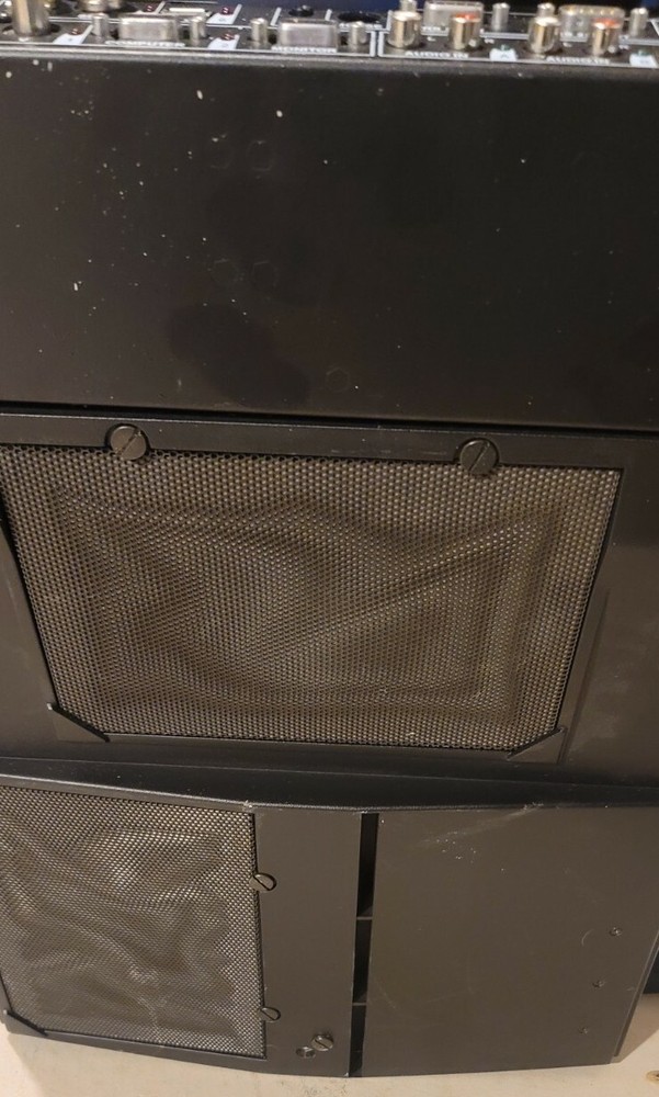 Barco Graphics 6300 DLC Multimedia Projector, maybe working.