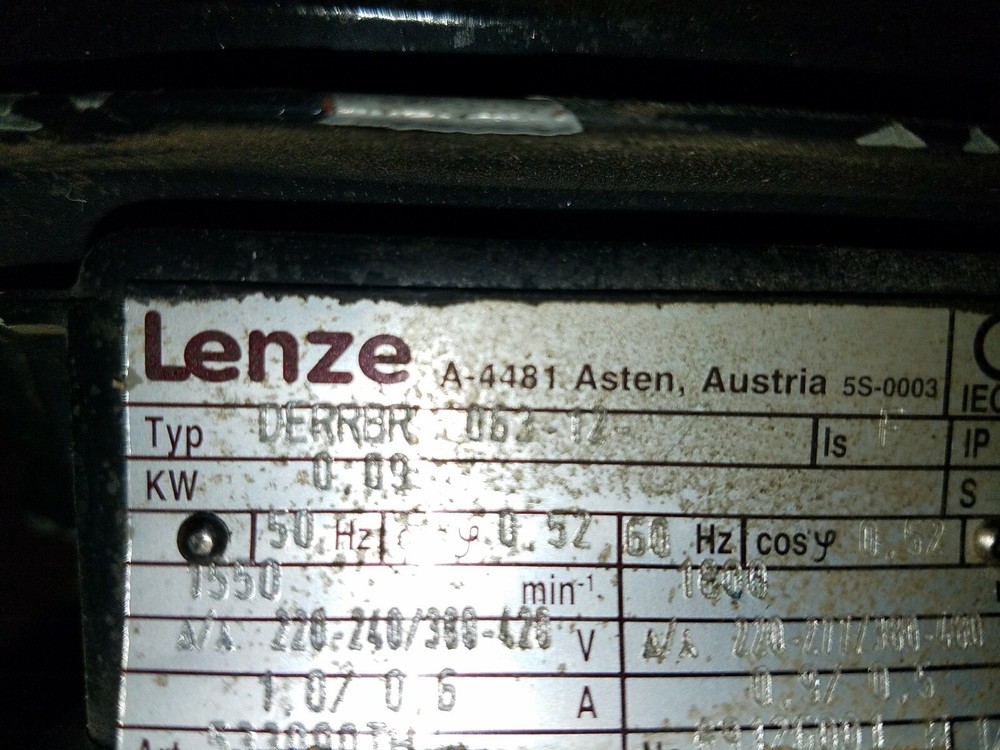 Lenze DERRBR 063-12 Motor.