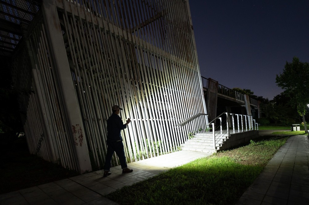 Olight Oclip Pro Zombie Green & Perun 3 Mini Ghost Blaze Flashlights Bundle