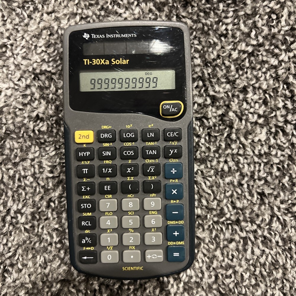 Lot Of THREE TEXAS INSTRUMENTS Calculators/2 Fully Working/One Unknown