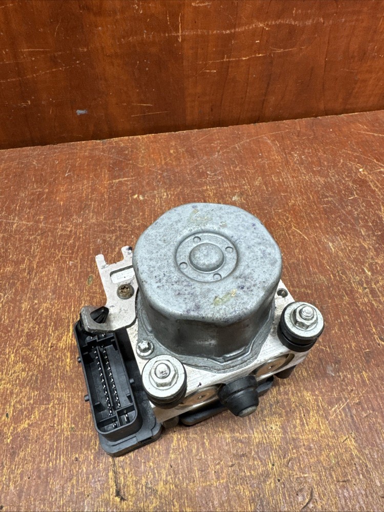 2010 BMW S1000RR Gen 1 ABS Pump