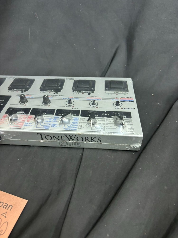 Korg AX1500G Guitar Multi Effects Processor Amp Modeling Expression Pedal Tested