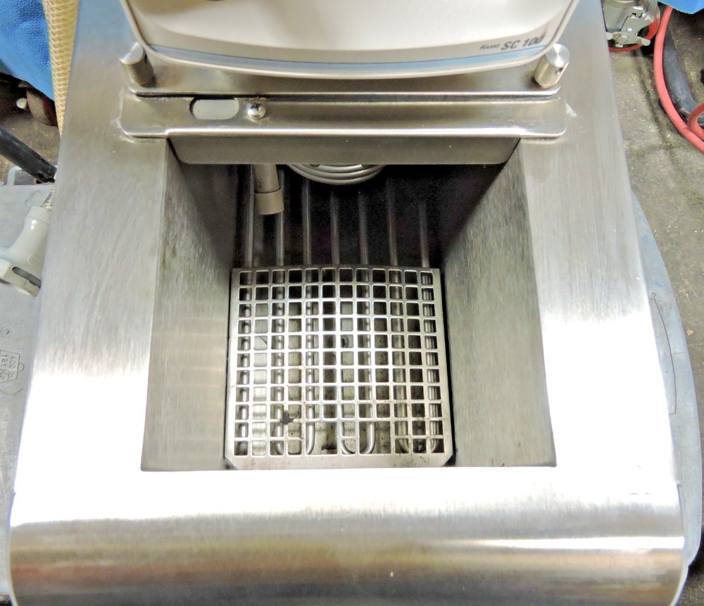 Thermo Haake A10 Chiller Recirculating Bath / SC100 Controller / Hoses / Tested