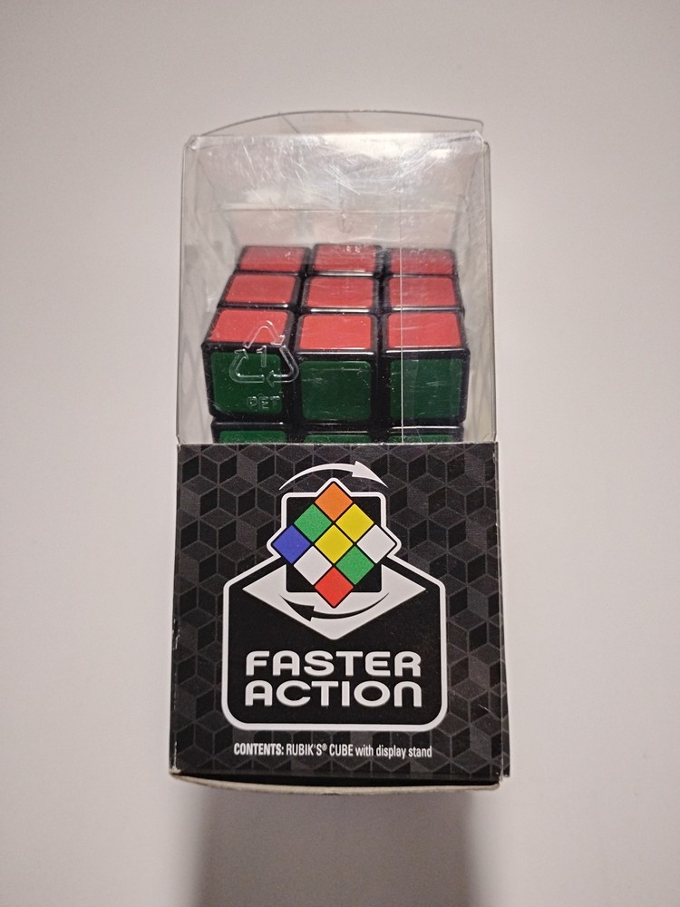Rubik's Cube - Hasbro A9312 Excellent Condition (open box)