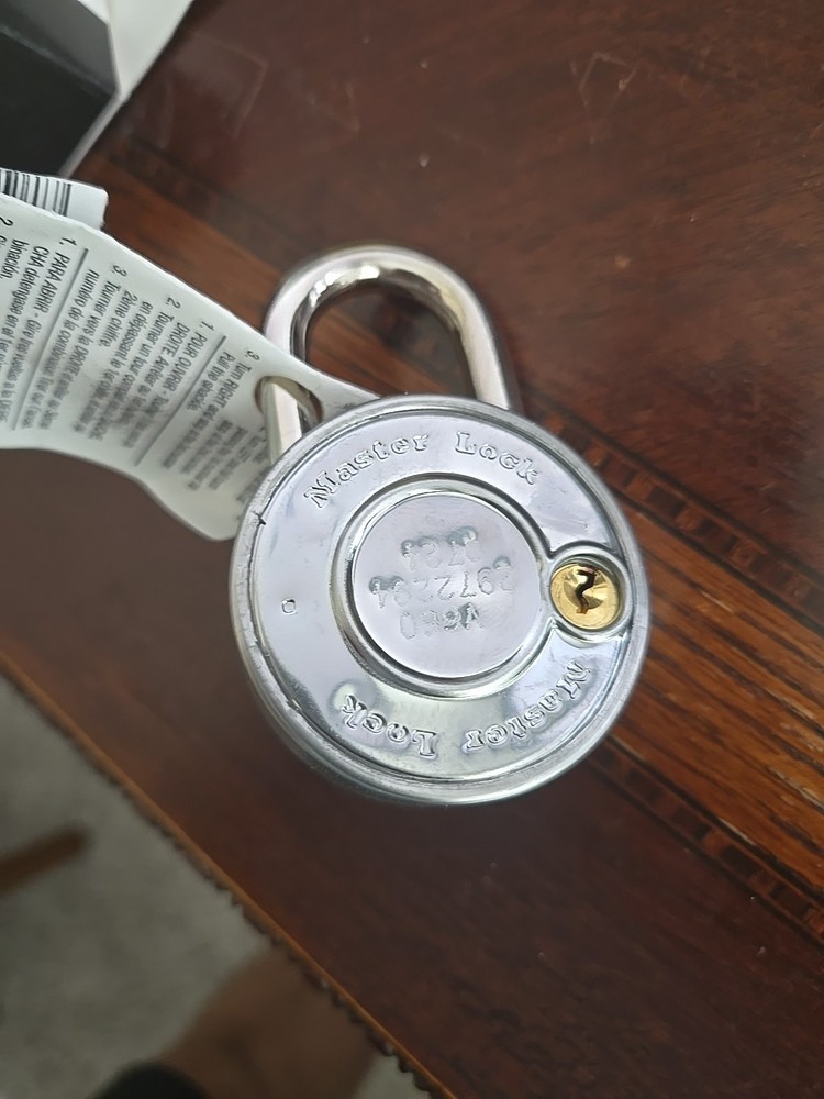 Master Lock Combination Black Padlock 1525 Lock OEM Original Master Control Key