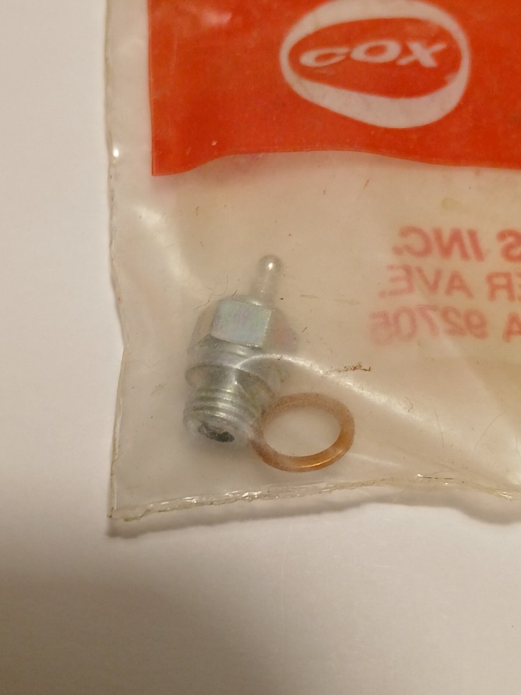 COX RC .074 GLOW PLUG & GASKET QUEEN BEE 3702