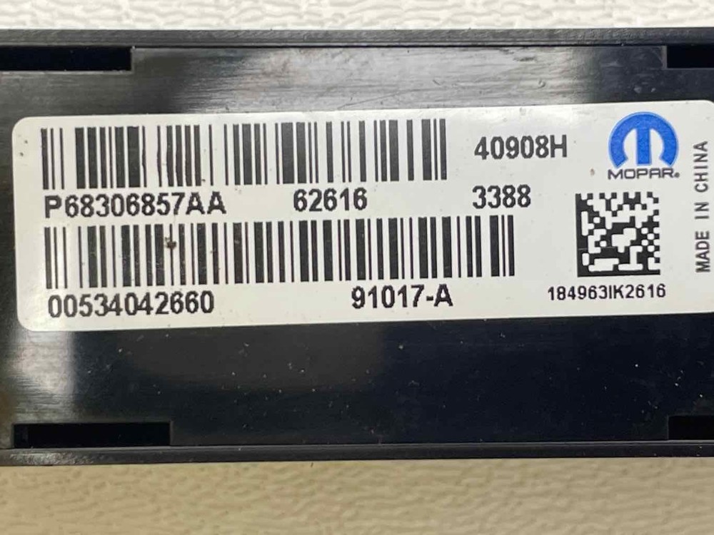Antenna Control Module 68306857aa Fits 2018 - 2024 CHRYSLER PACIFICA