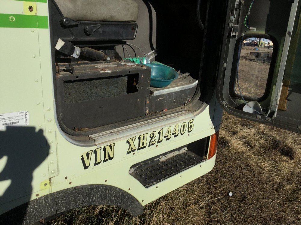 International 9800 ALUMINUM Right/Passenger BELOW DOOR Panel