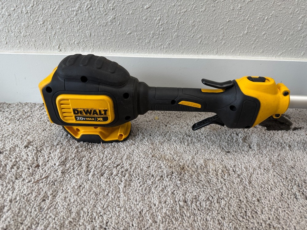 DeWalt DCST920 20V Max Lithium-Ion XR Brushless String Trimmer (Tool Only)