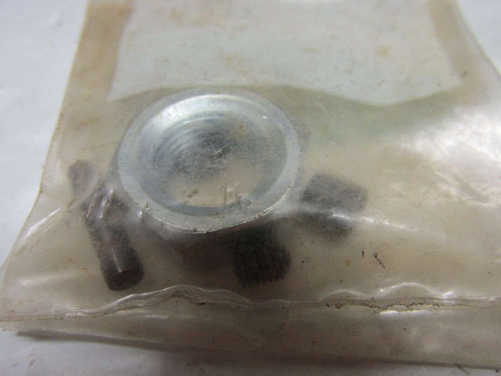 [BK106] RCBS nut primer anvil and screw