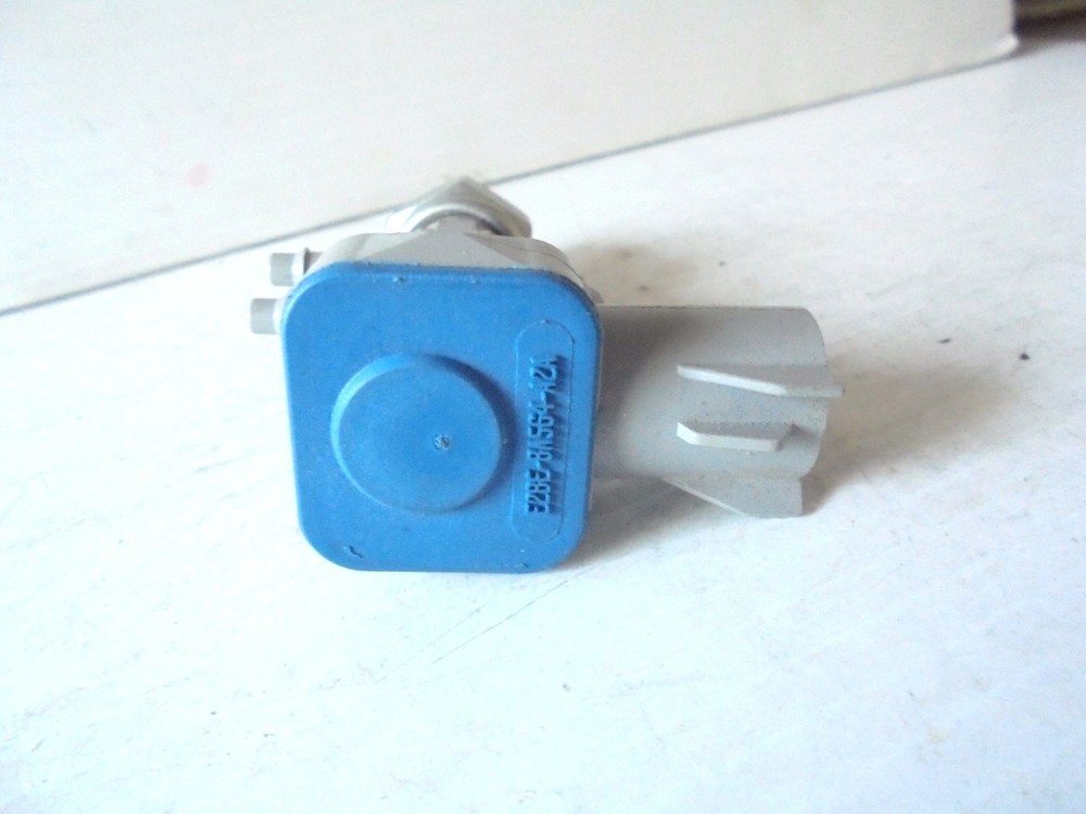 Ported Vacuum Switch Standard PVS112 ORIGINAL FORD E2B2-8A564-A2A NEW