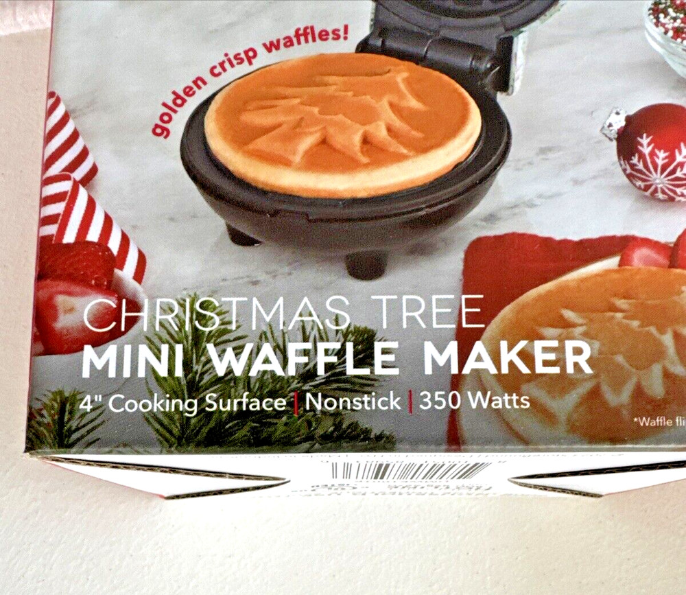 Dash Christmas Tree Mini Waffle Maker 4" Cooking Surface Non Stick-350 Watts NEW