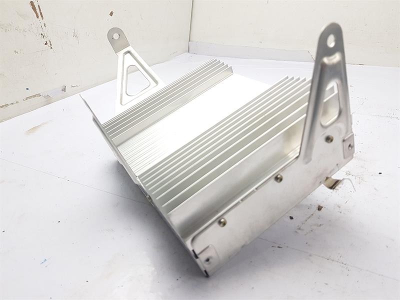 2020 TESLA MODEL 3 SPEAKER AMPLIFIER 107974800E