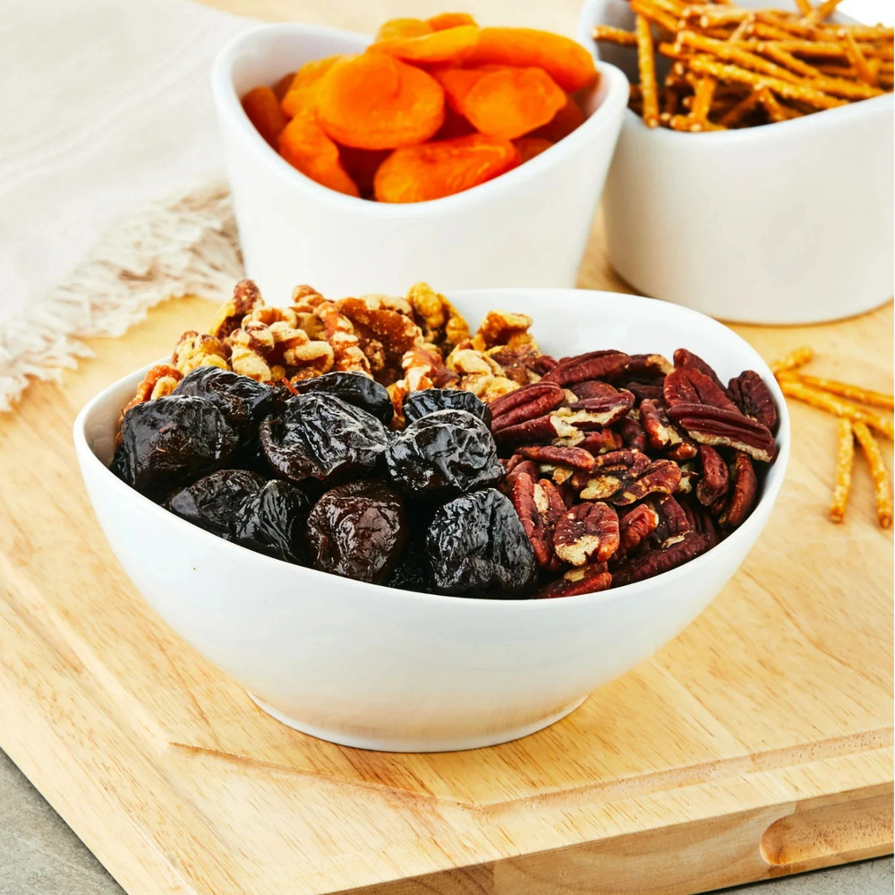 Great Value Unsweetened Pitted Prunes Canister, 16 oz