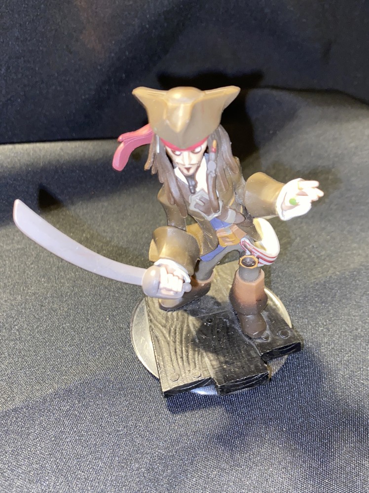 Disney infinity captain Hook and jack sparrow figures