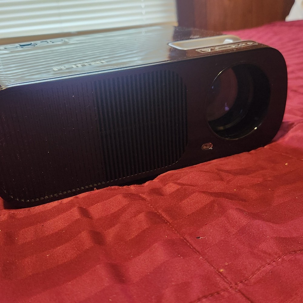 iRulu BL20 Mini LED Projector