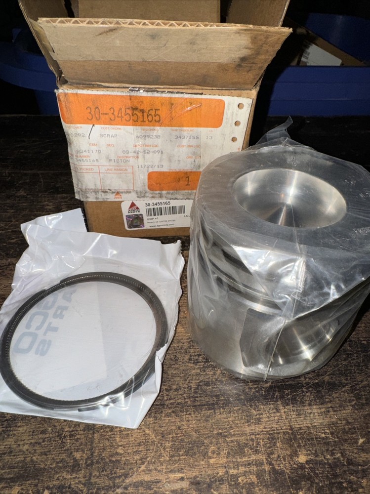 NOS Agco 30-3455165 Kit Eng Piston
