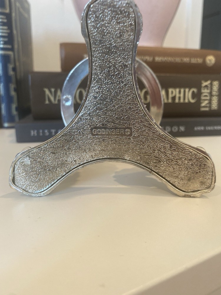 Godinger Silver Stand