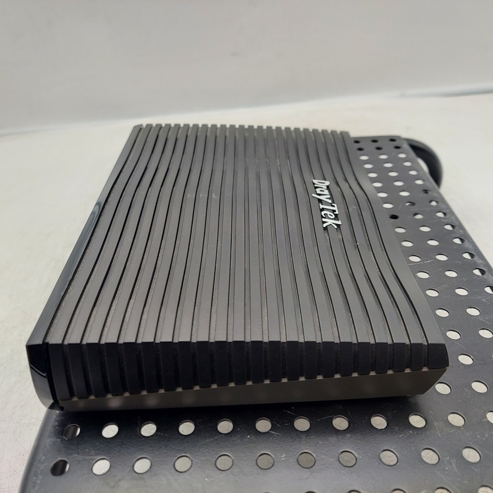 DrayTek Vigor2925 Dual-WAN Gigabit Firewall VPN Security Router