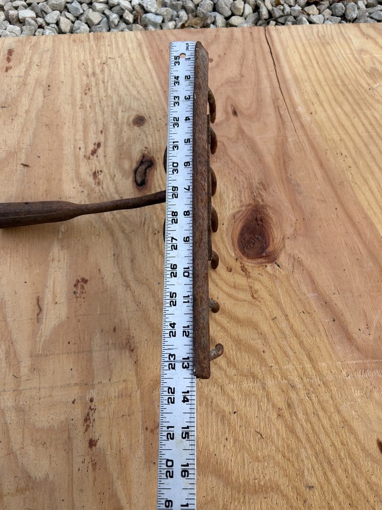 Rake Head Rusty Rustic no handle Original Vintage Primitive Metal