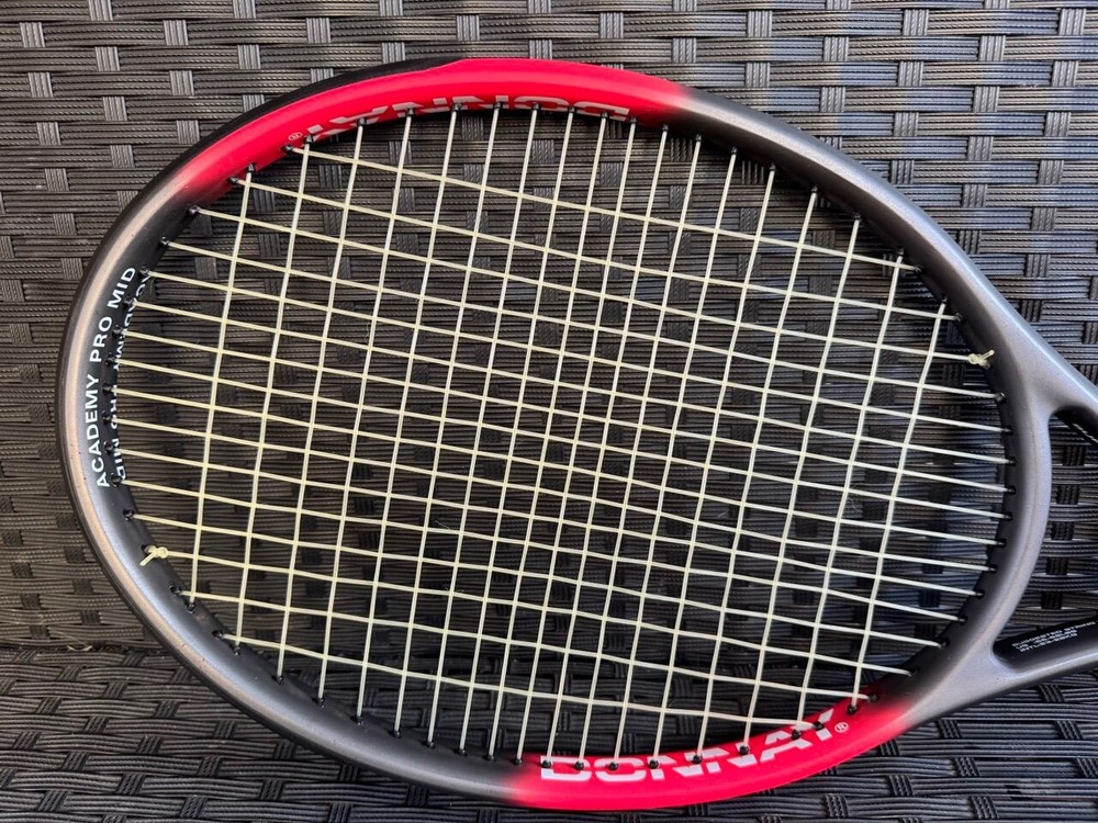 DONNAY ACADEMIES PRO MID - SL3 - SUPERMIDSIZE - STRINGED - EXCELLENT