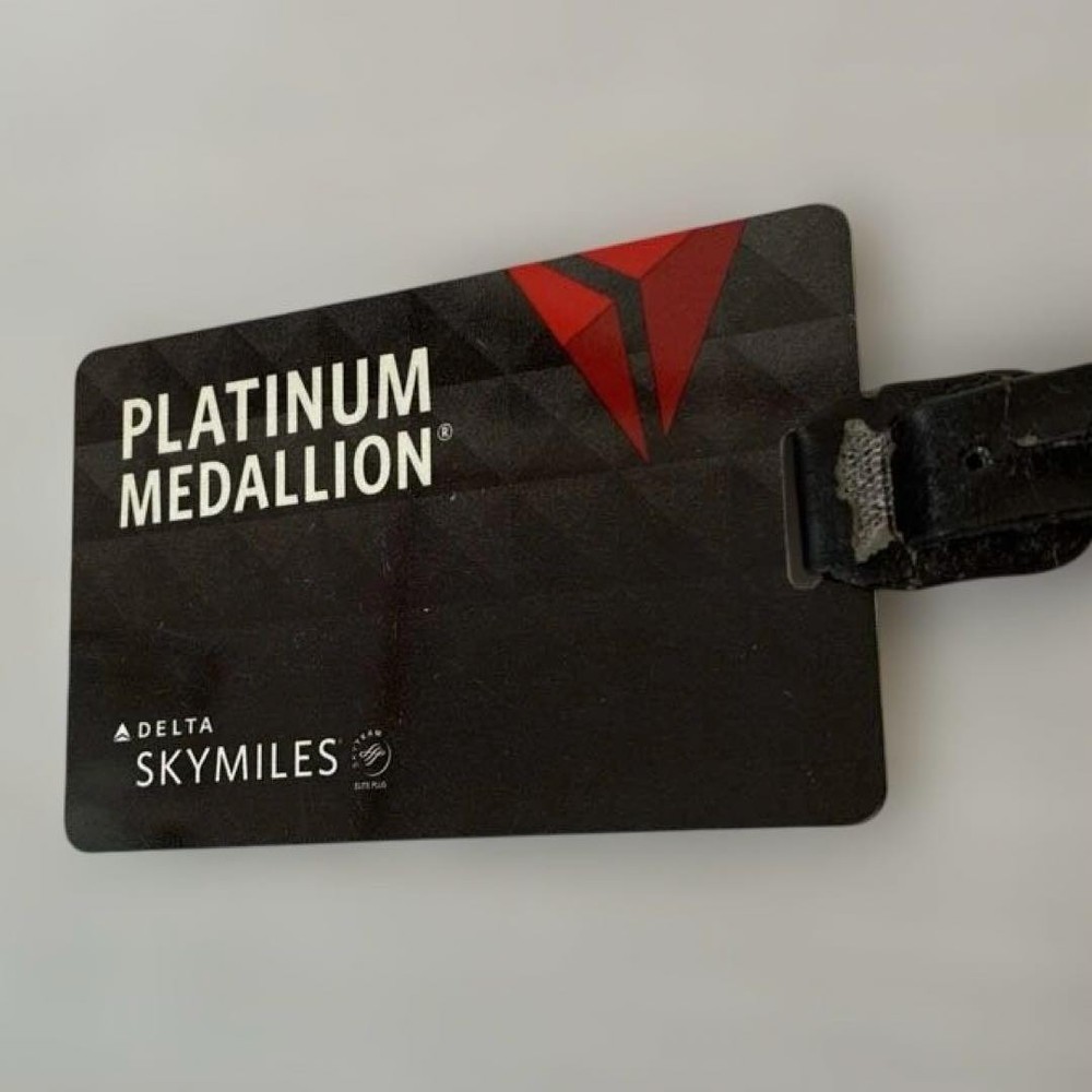 2 Delta Platinum Medallion Luggage Tags
