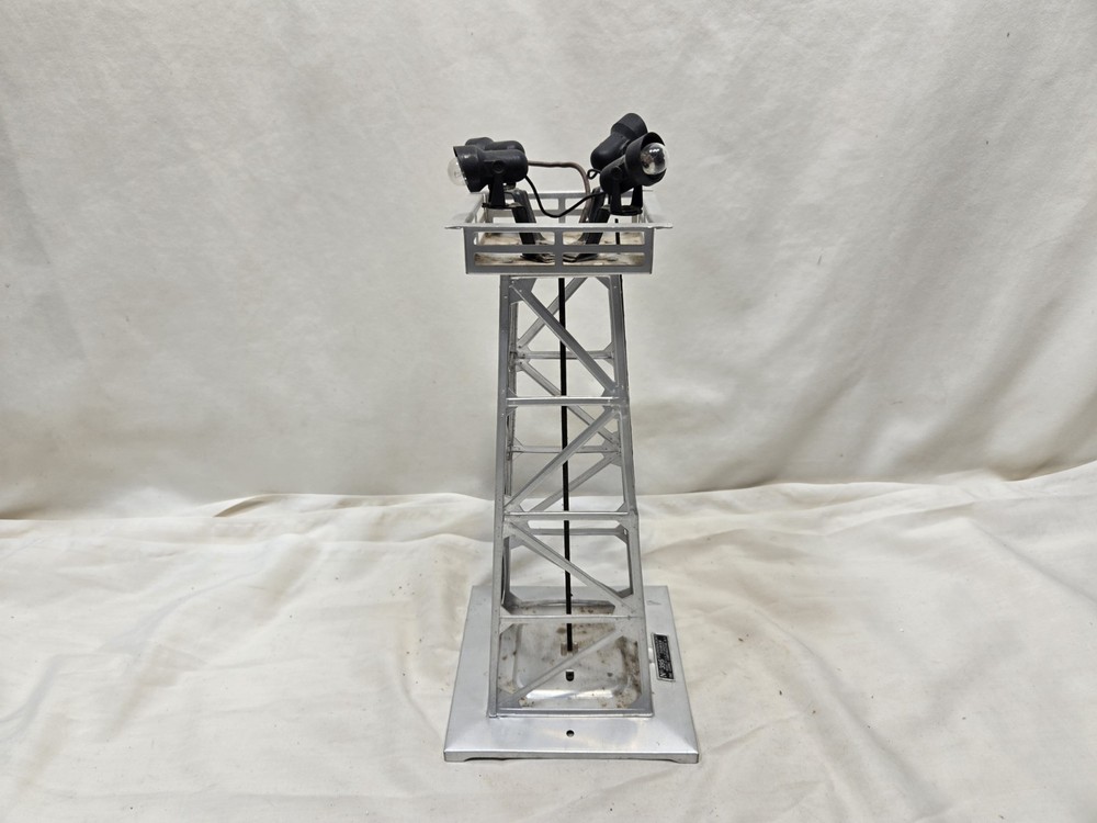 Lionel No. 395 Floodlight Tower