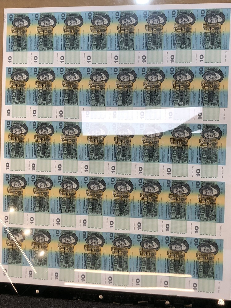 Australia 40pc uncut 10$ banknote sheet，no frame，