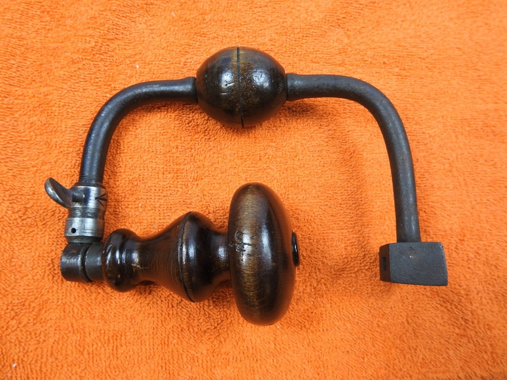Highly Collectable Undertaker`s folding Brace, auger, drill
