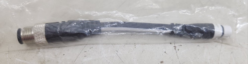 # A06078 NEW Raymarine Seatalk NG White Socket to DeviceNet Socket Cable