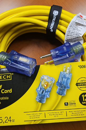 Extension Cord - 50ft Heavy Duty Utilitech / 12 Guage / 15 AMP