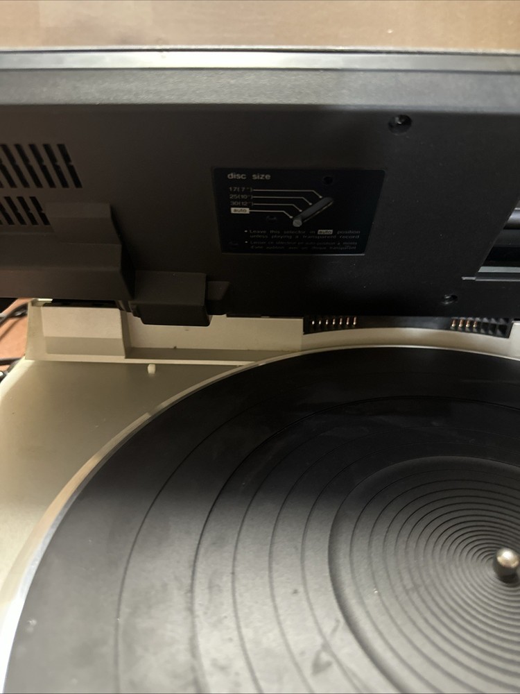 Technics SL-DL1 Direct Drive Linear Tracking Turntable